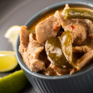 ready made home delivery meals featuring Pork and kaffir lime curry